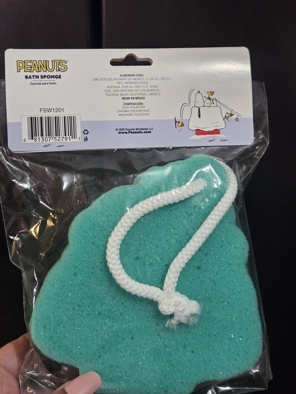 Peanuts Snoopy Green, Light Blue & Red Bath Sponge with Rope - Picture 4 of 6